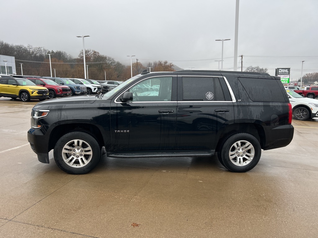 2019 Chevrolet Tahoe LT photo 3