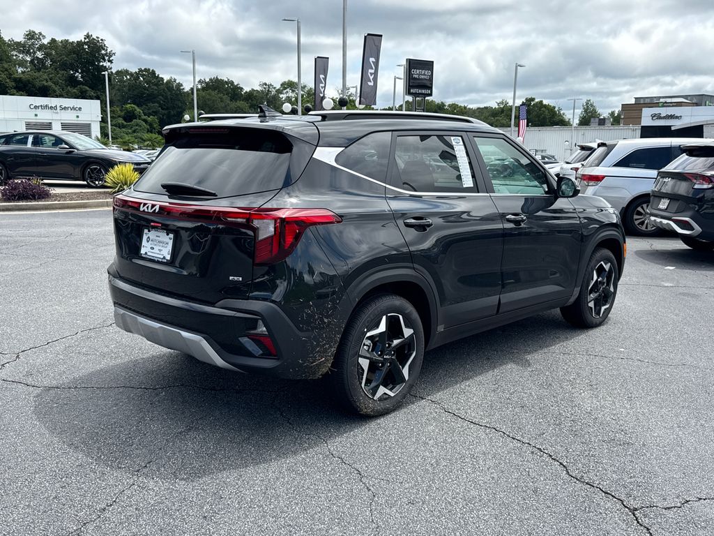 2025 Kia Seltos EX photo 2