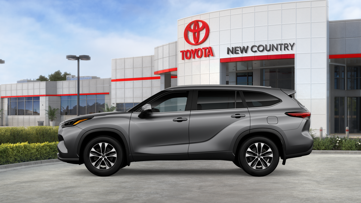 2026 Toyota Highlander XLE XSE Platinum Limited photo 4