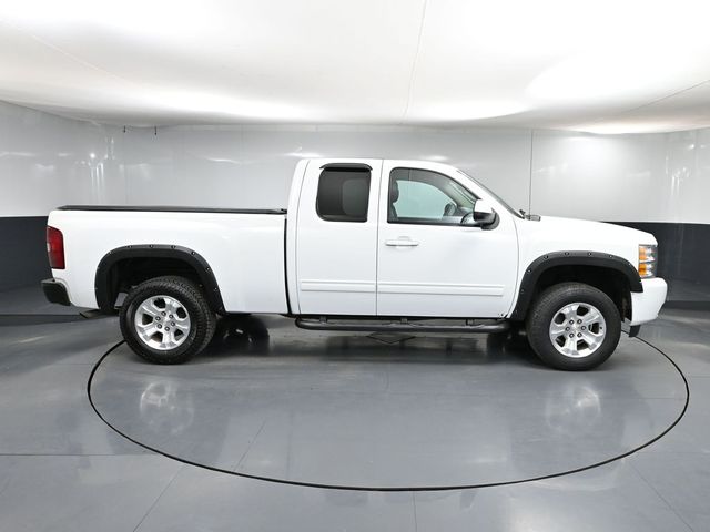 2013 Chevrolet Silverado 1500 LTZ photo 2