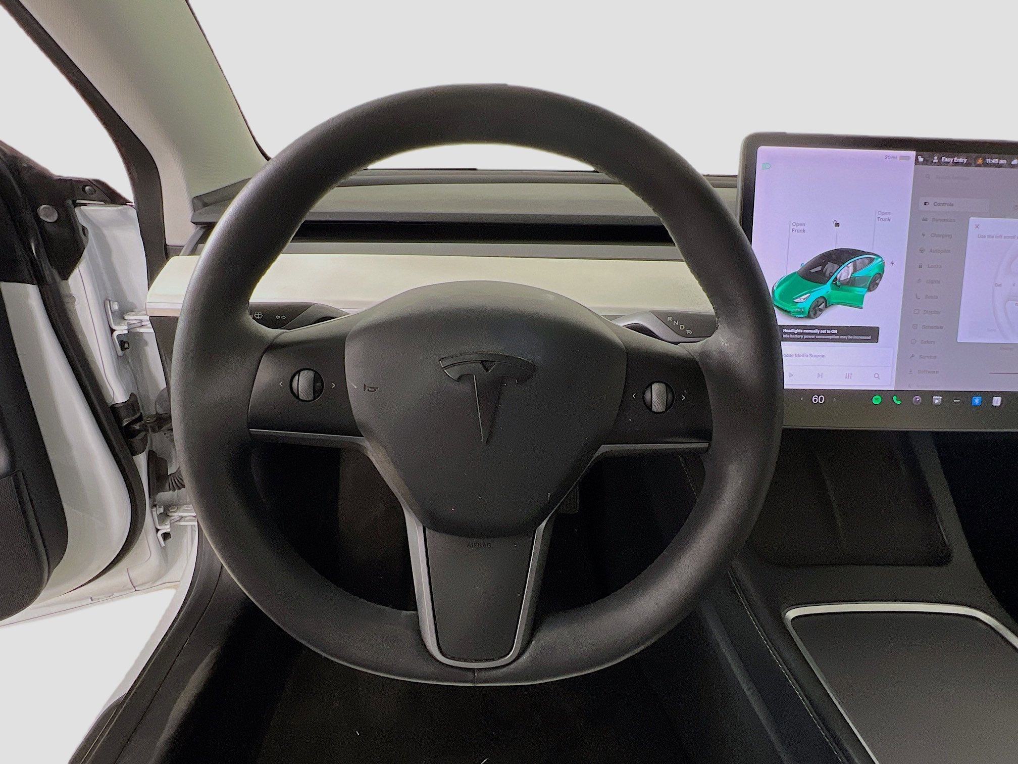 2021 Tesla Model 3 Standard Range Plus photo 5