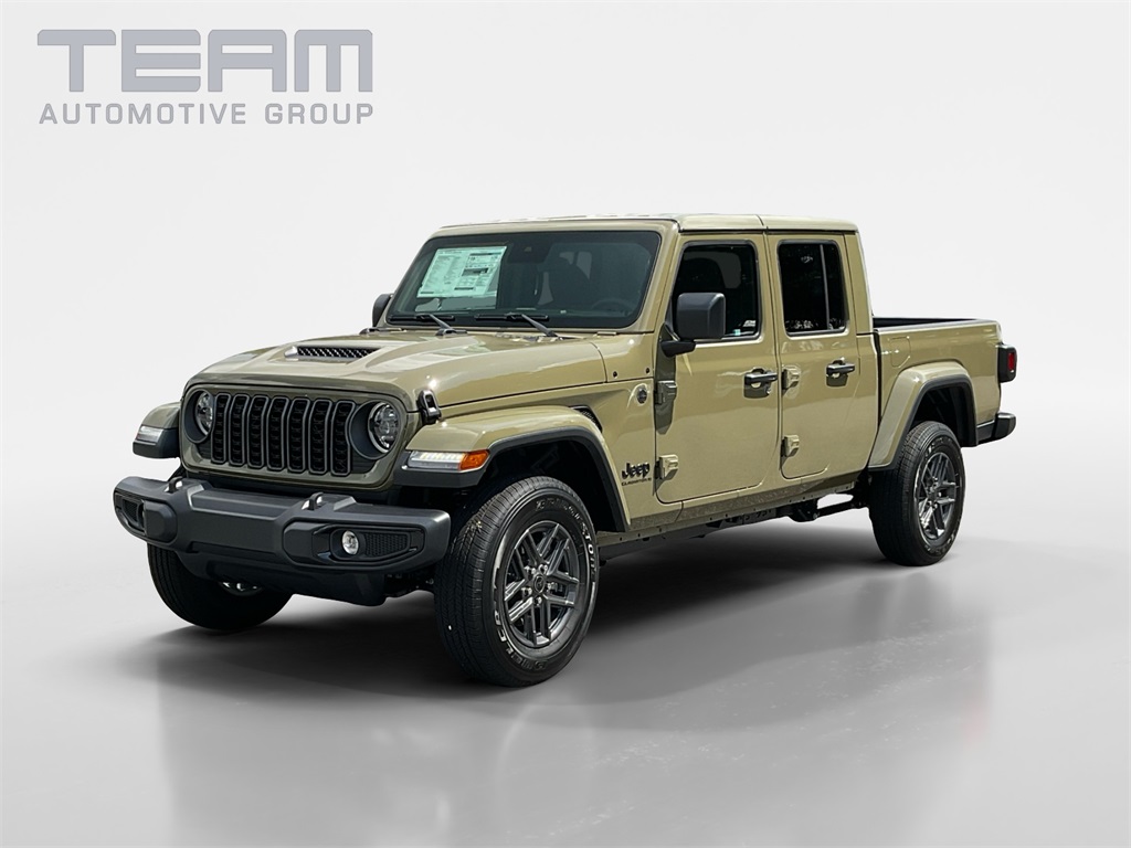 2025 Jeep Gladiator Sport S photo 3