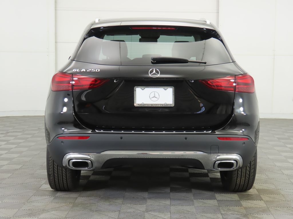 2026 Mercedes Benz GLA 250 photo 5