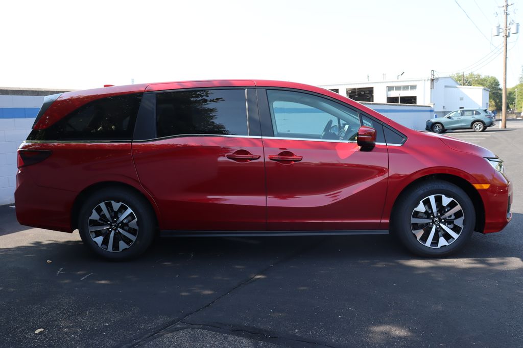 2026 Honda Odyssey EX-L photo 6
