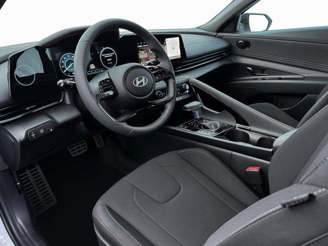 2025 Hyundai Elantra Hybrid SEL Sport photo 13