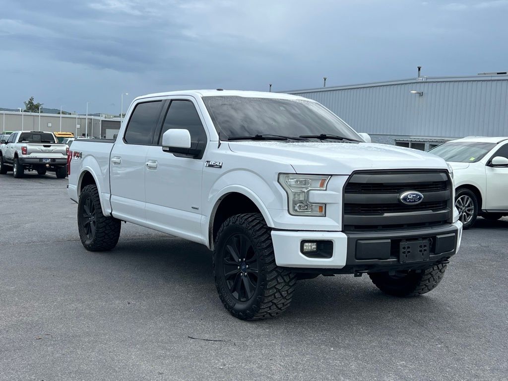 2015 Ford F-150 Lariat photo 2