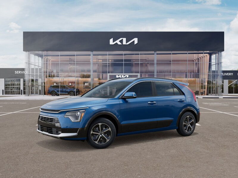 2025 Kia Niro SX photo 2