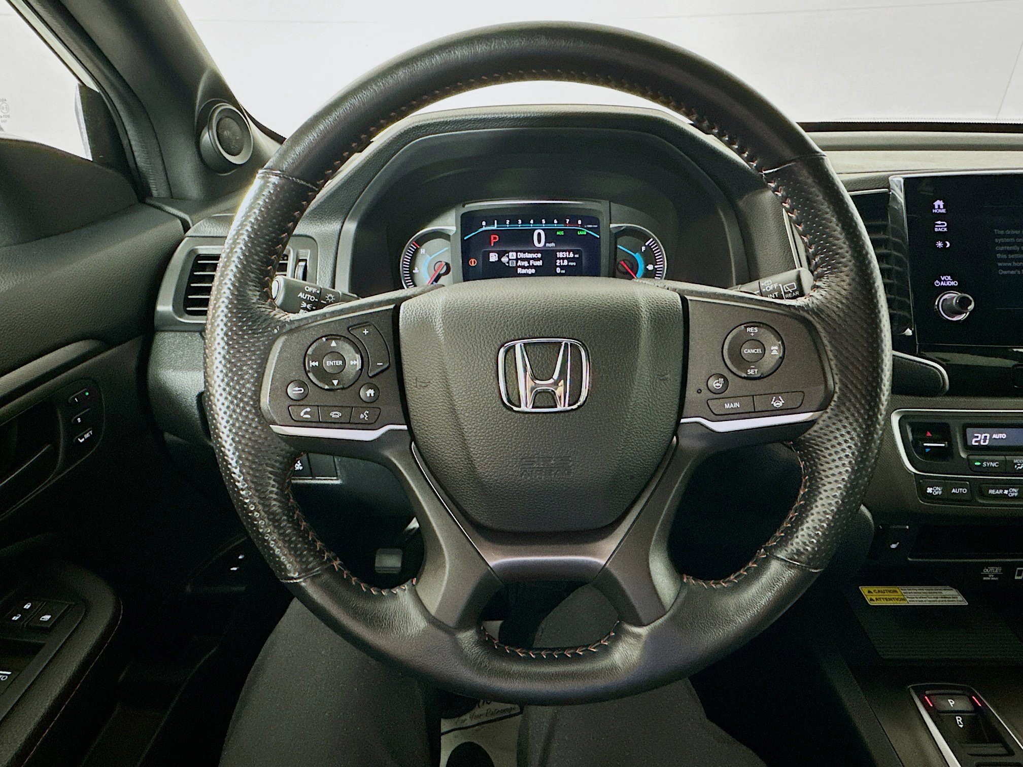 2022 Honda Pilot TrailSport photo 10