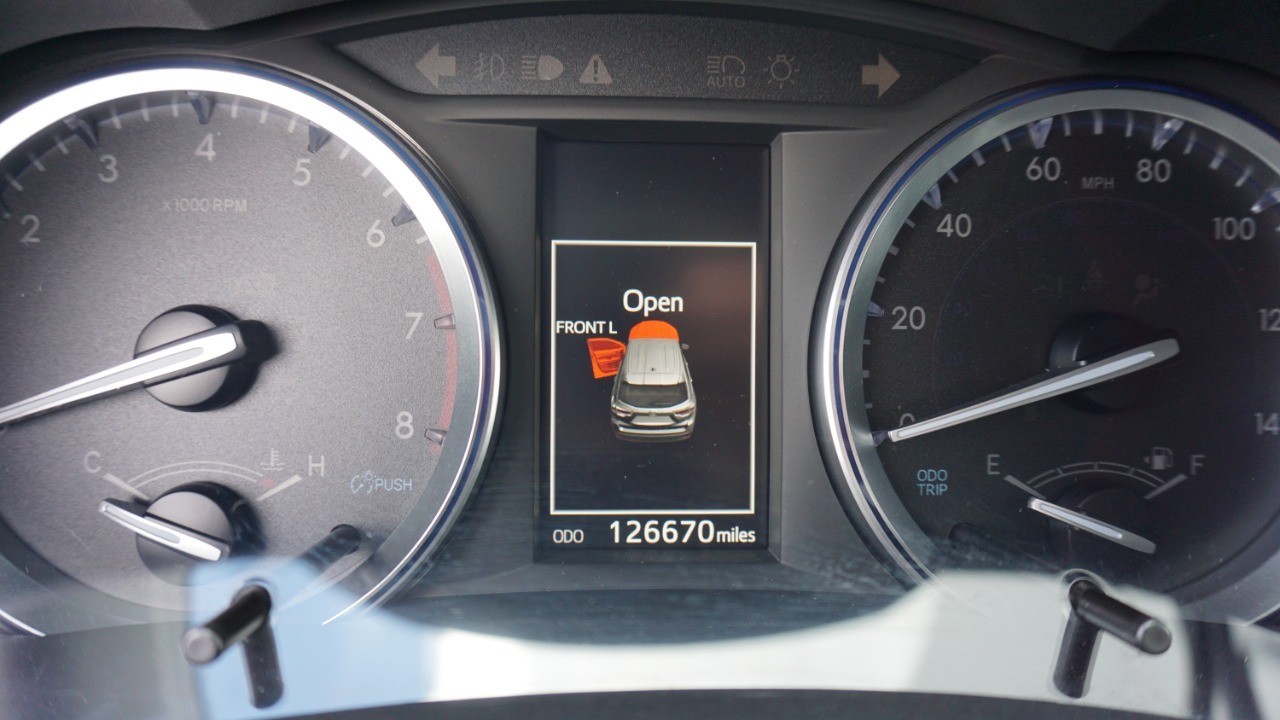 2016 Toyota Highlander Base Hybrid photo 8