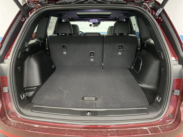 2025 Jeep Grand Cherokee Limited photo 15
