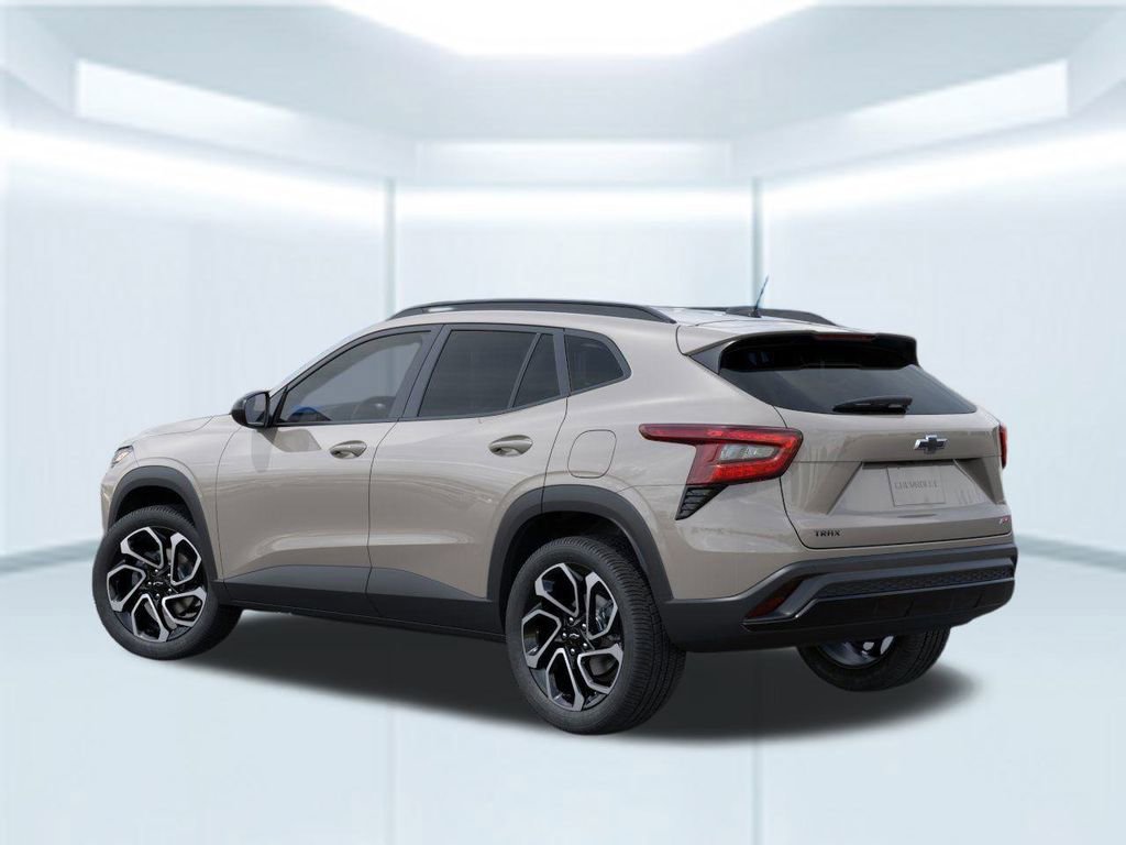 2026 Chevrolet Trax photo 2