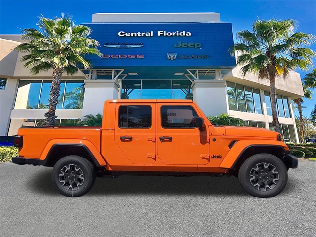 2025 Jeep Gladiator Sport S photo 3