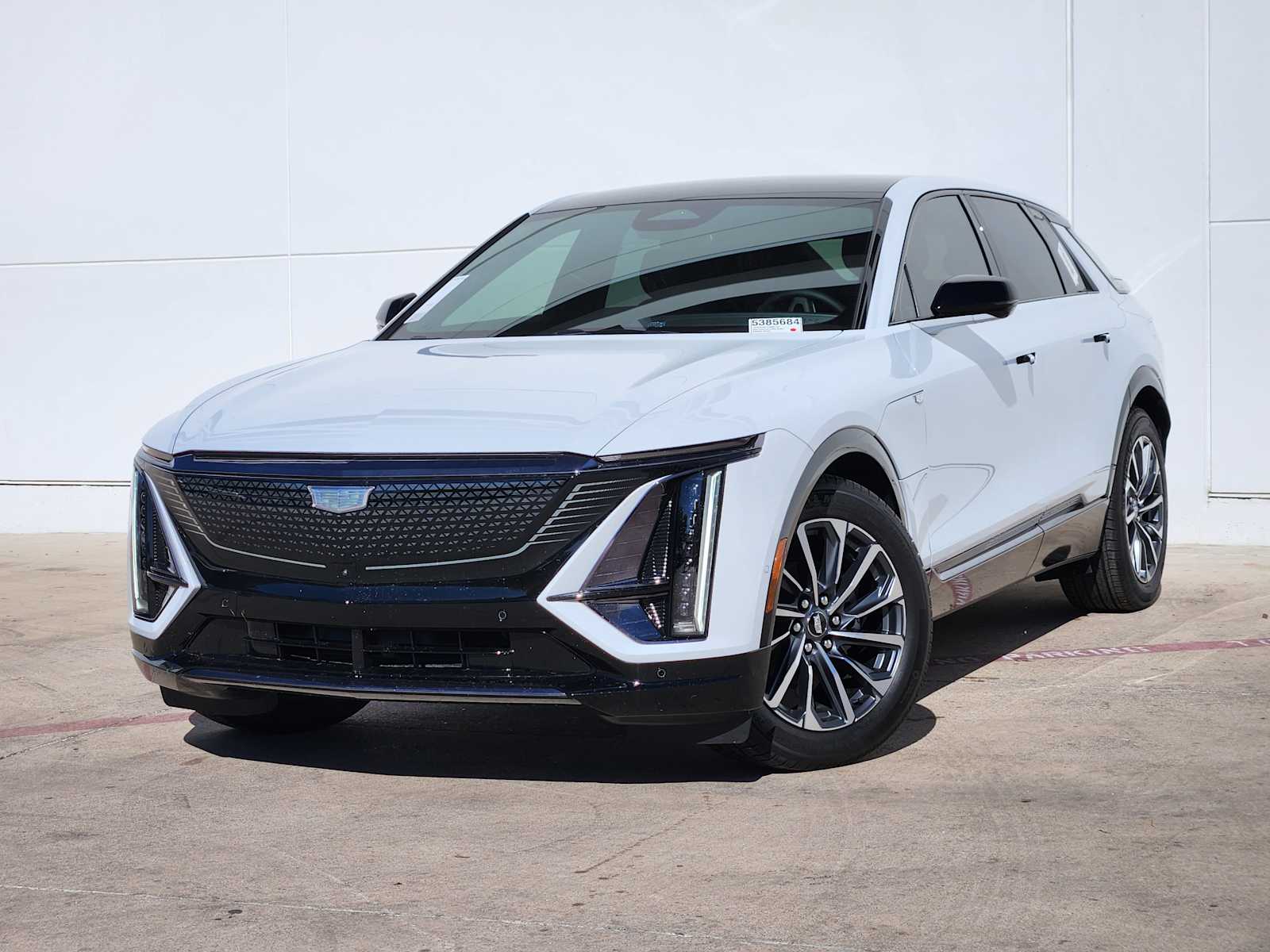 2026 Cadillac LYRIQ Sport's photo