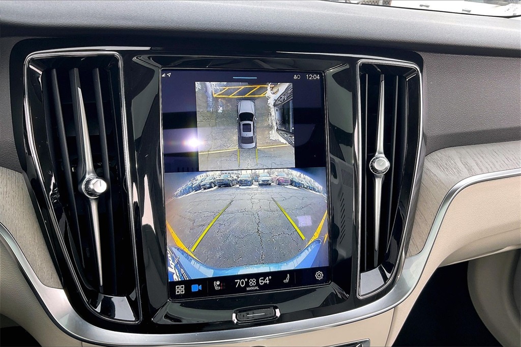 2024 VOLVO S60 - Image 18