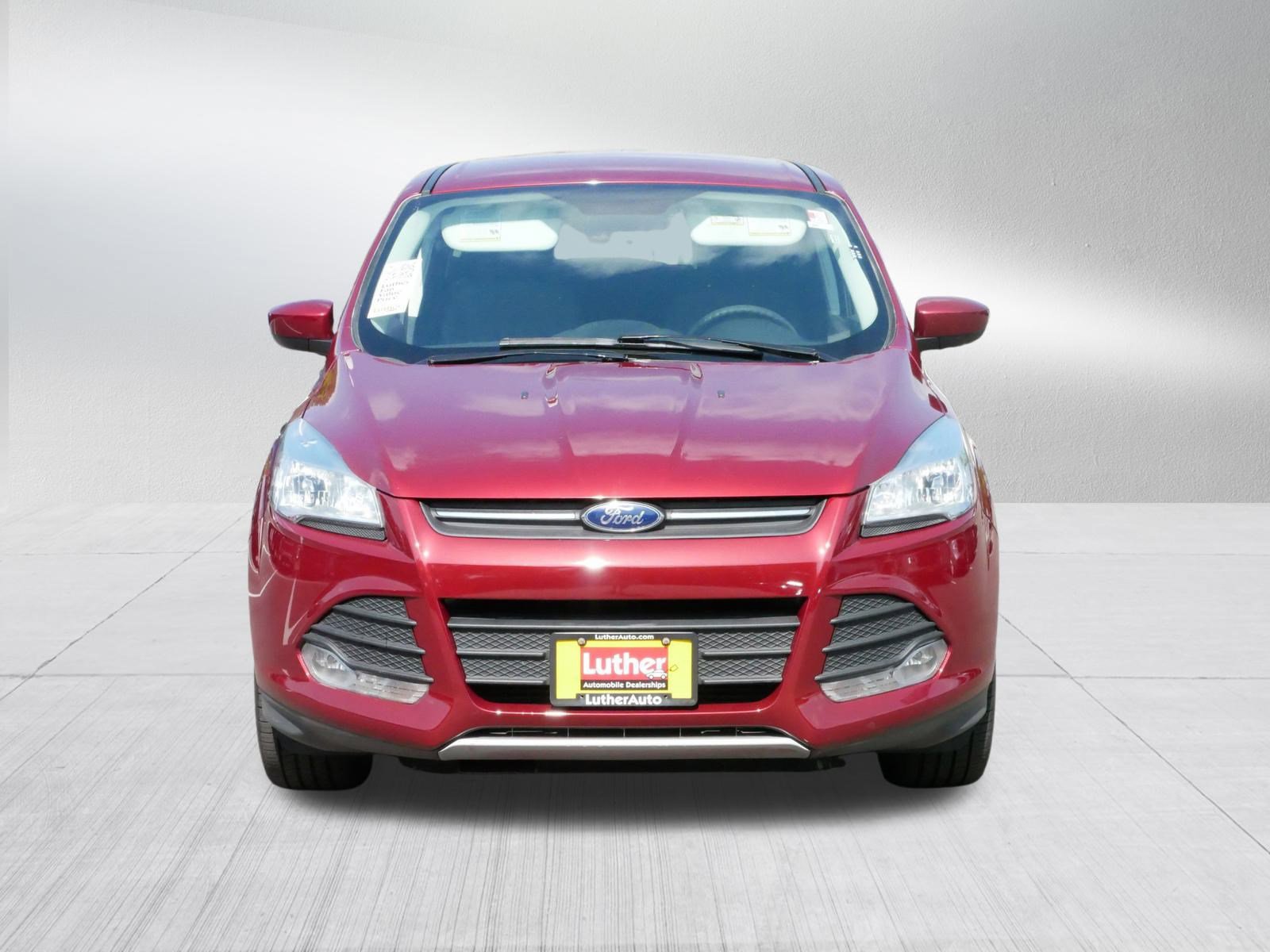 Used 2014 Ford Escape SE with VIN 1FMCU9G9XEUE26588 for sale in Hopkins, Minnesota