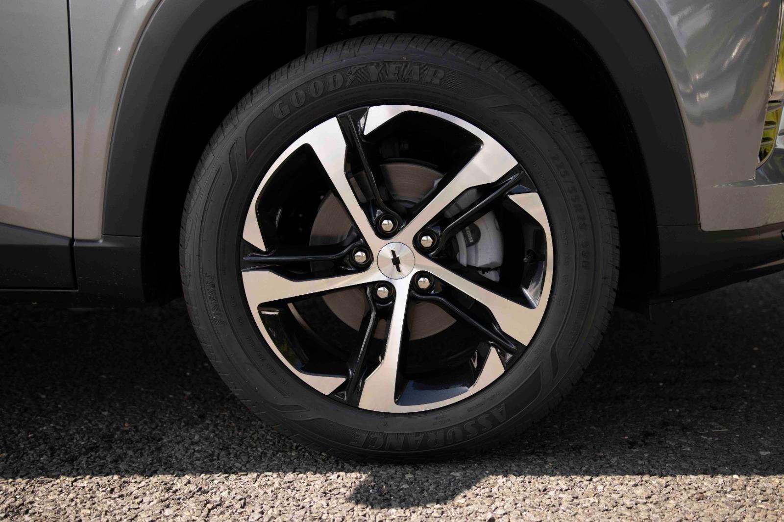 2025 Chevrolet Trax photo 10