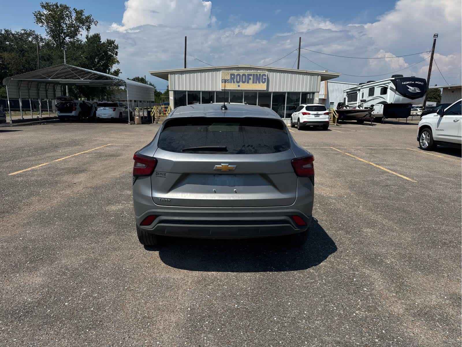 2024 Chevrolet Trax LS photo 6