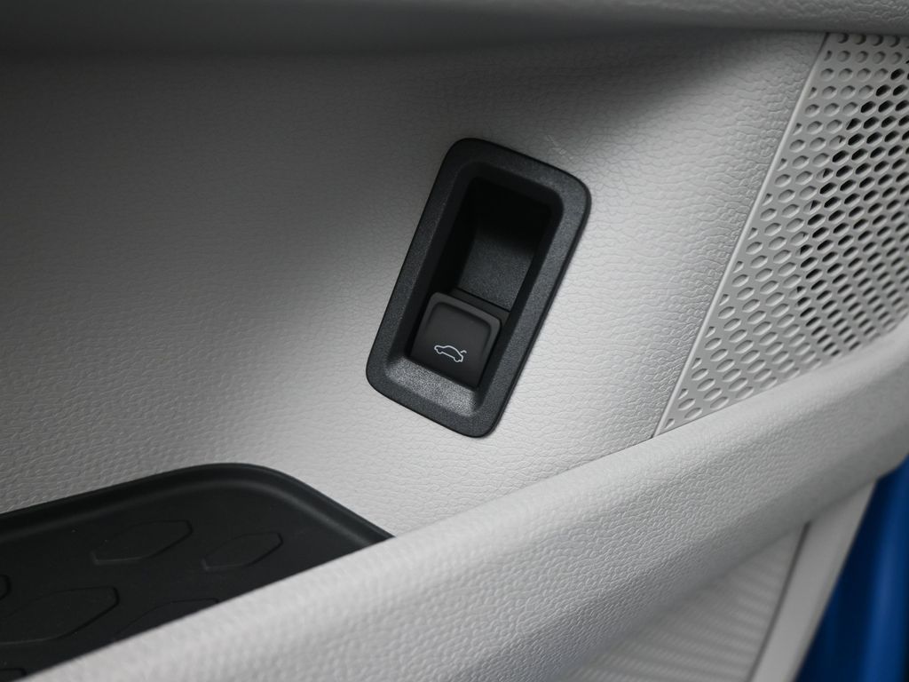 2025 Volkswagen ID. Buzz photo 33