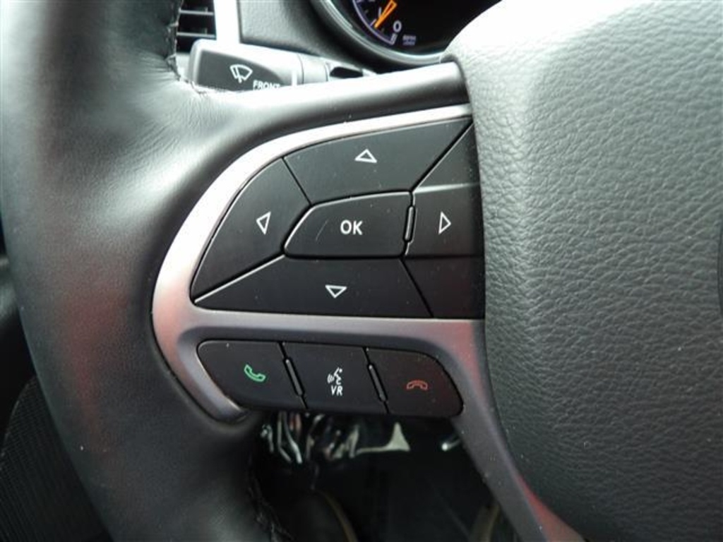 2022 Jeep Cherokee Limited photo 26