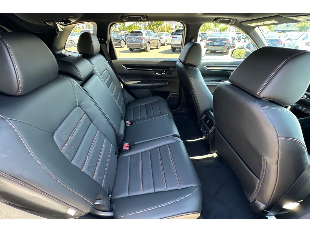 2025 Honda CR-V Hybrid Sport-L photo 15