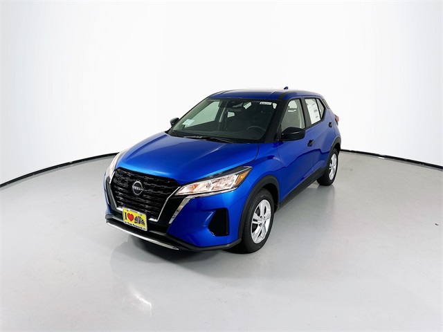 2025 Nissan Kicks Play S photo 4