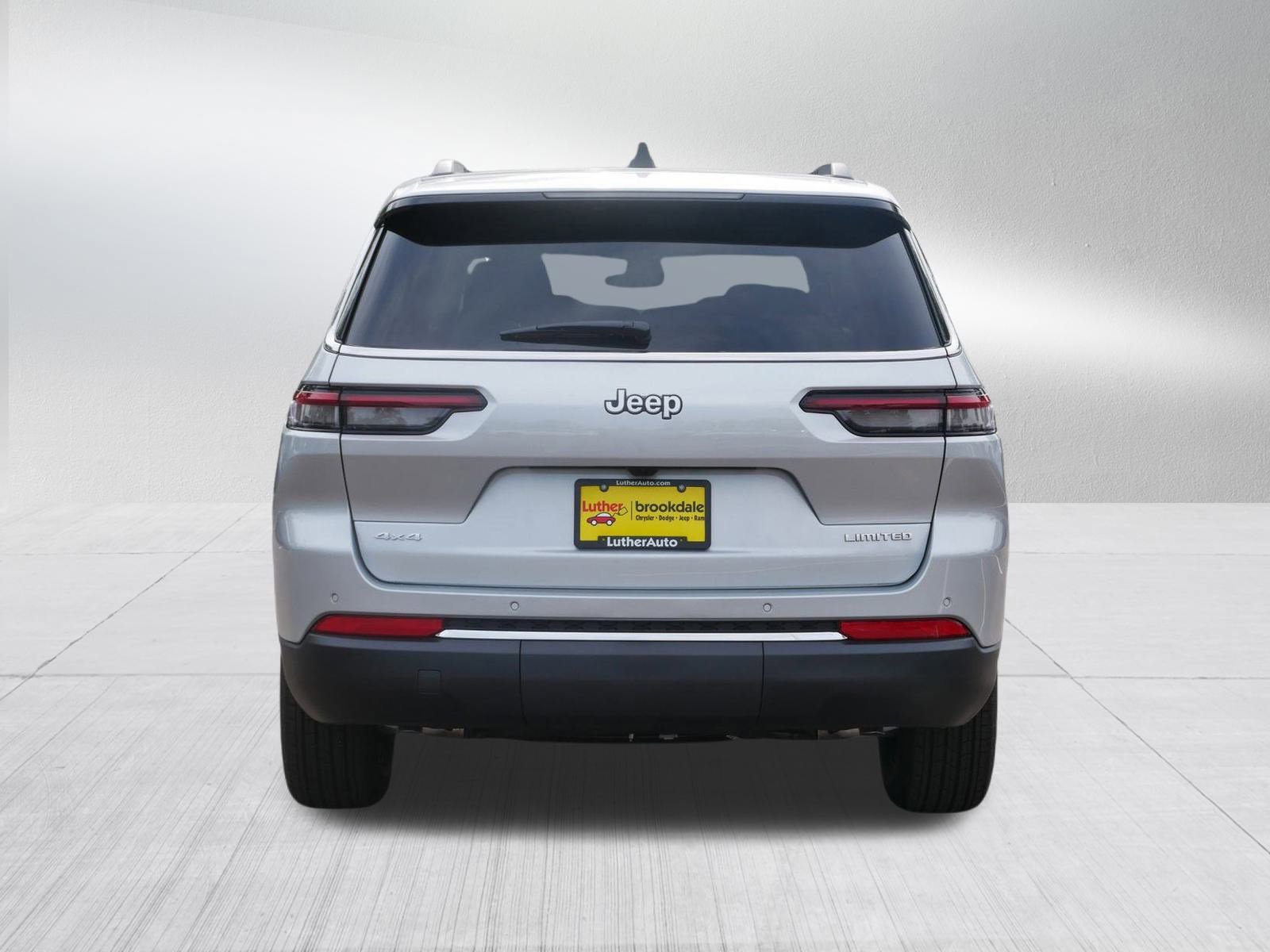 2025 Jeep Grand Cherokee Limited photo 6