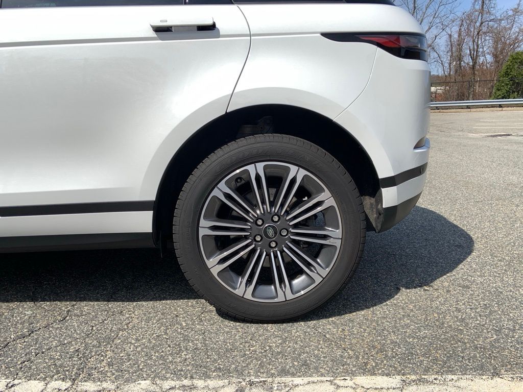 2024 Land Rover Range Rover Evoque S photo 10