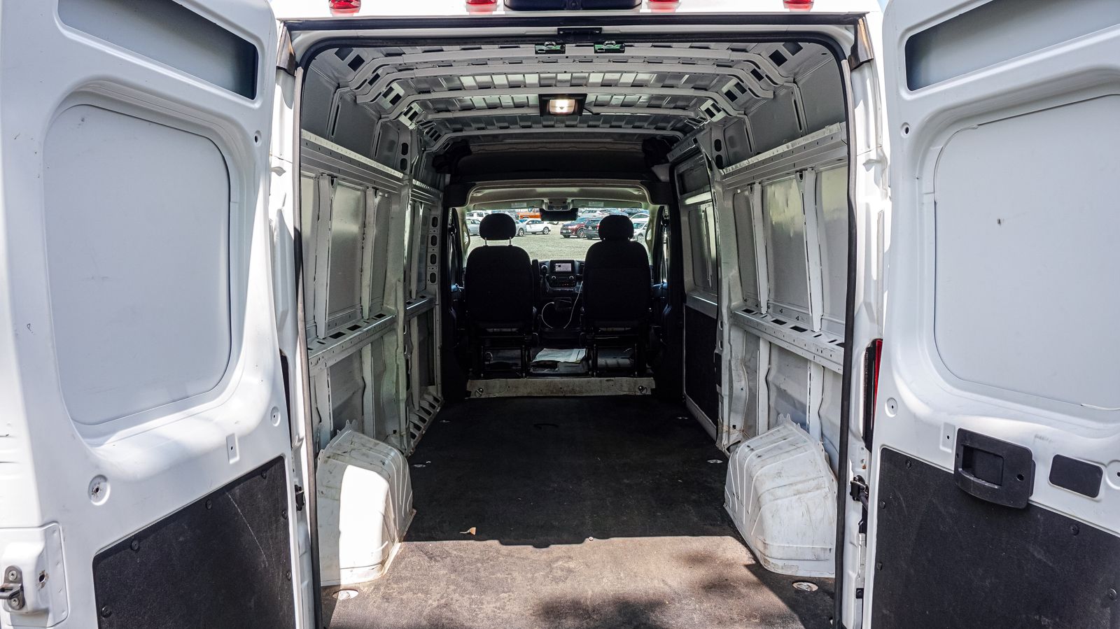 2025 Ram ProMaster 2500 photo 4