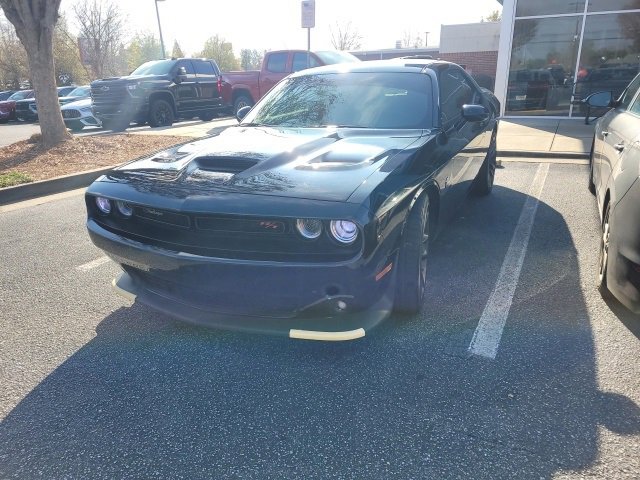 2023 Dodge Challenger R/T's photo