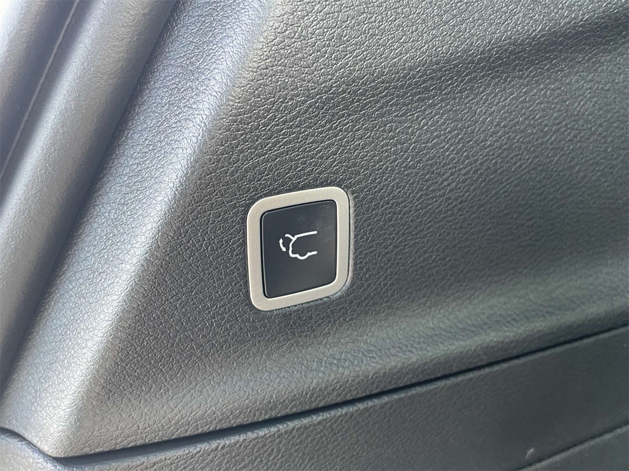 2025 Chrysler Pacifica photo 25