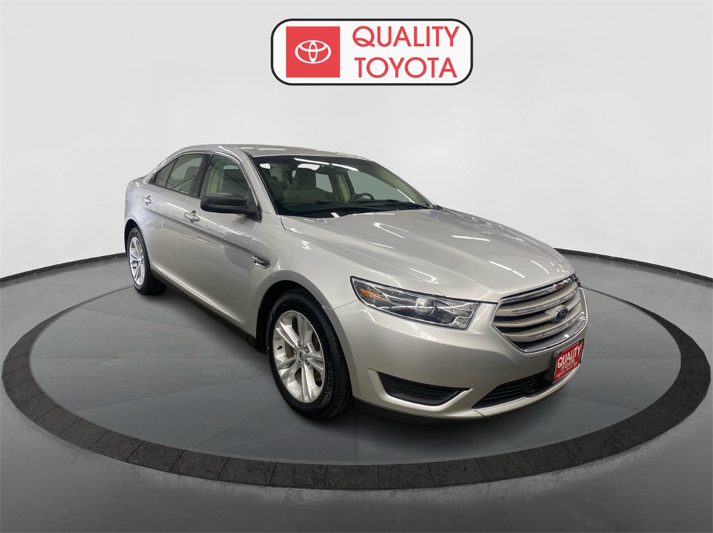 Used 2017 Ford Taurus SE with VIN 1FAHP2D83HG109586 for sale in Fergus Falls, Minnesota