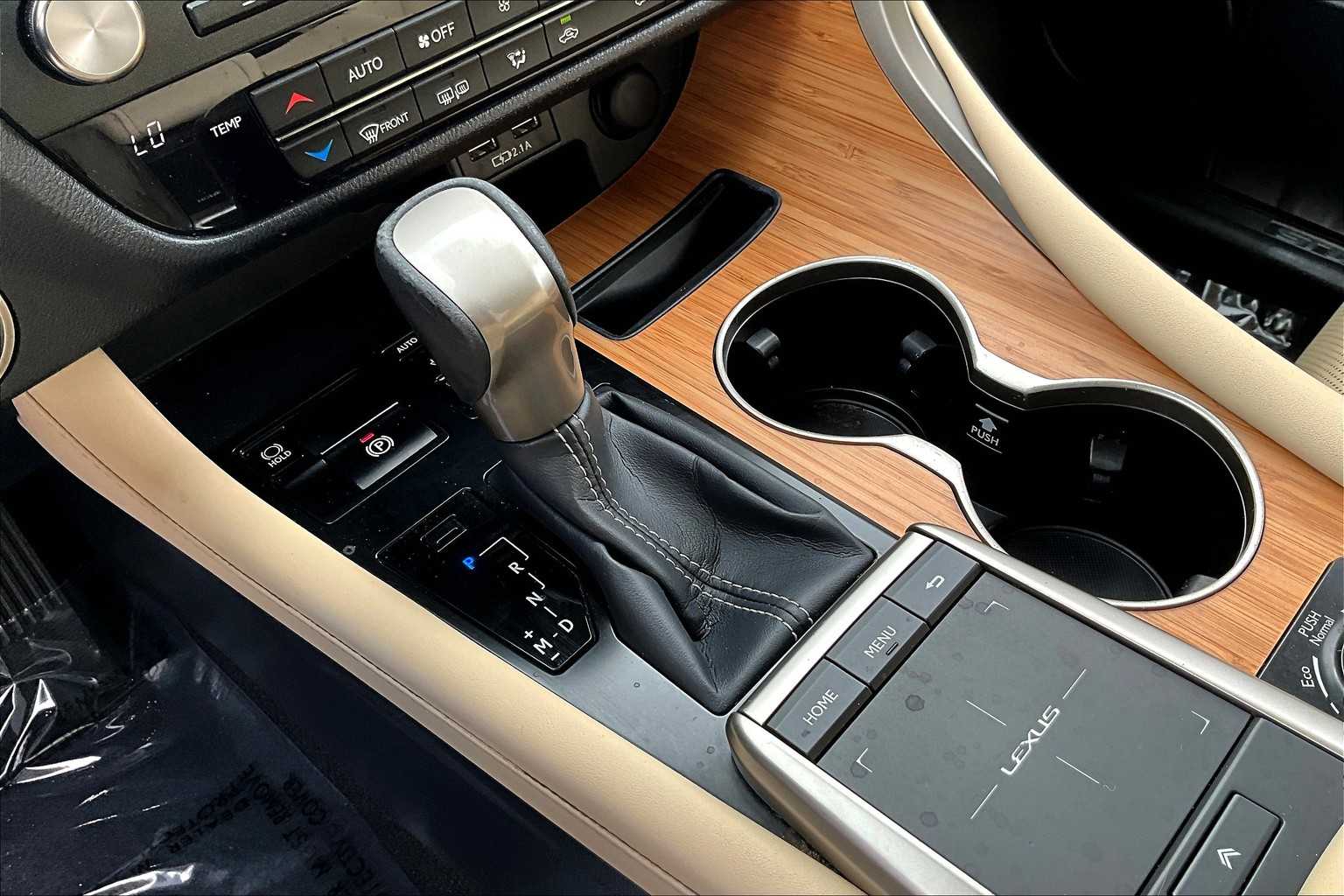 2021 Lexus RX Premium photo 16