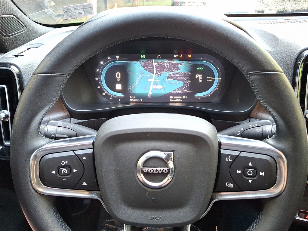 2022 Volvo C40 Recharge Ultimate photo 17