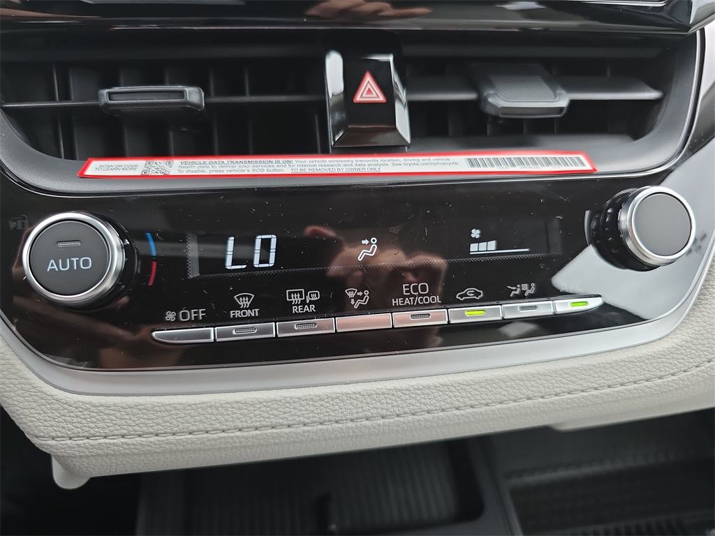 2026 Toyota Corolla Cross LE photo 23