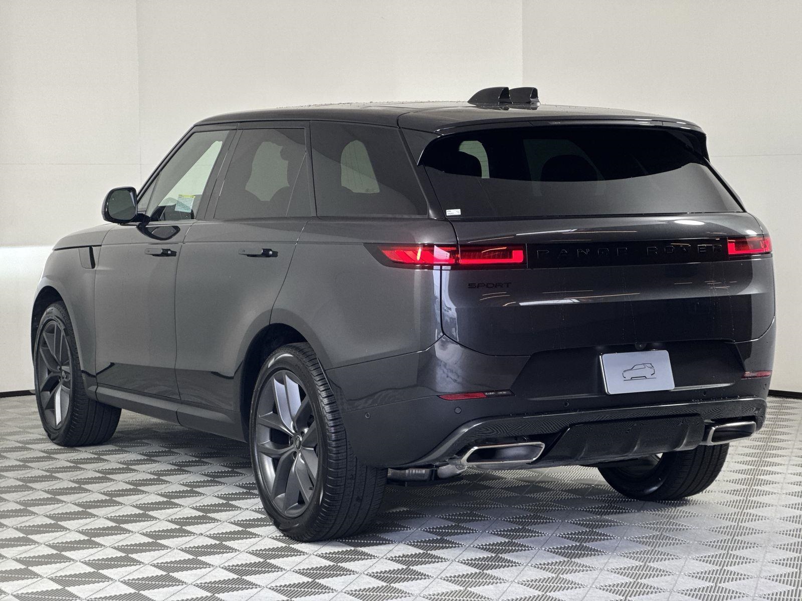 2025 Land Rover Range Rover Sport SE photo 2