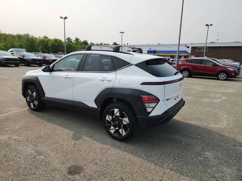 2025 Hyundai Kona SEL photo 4