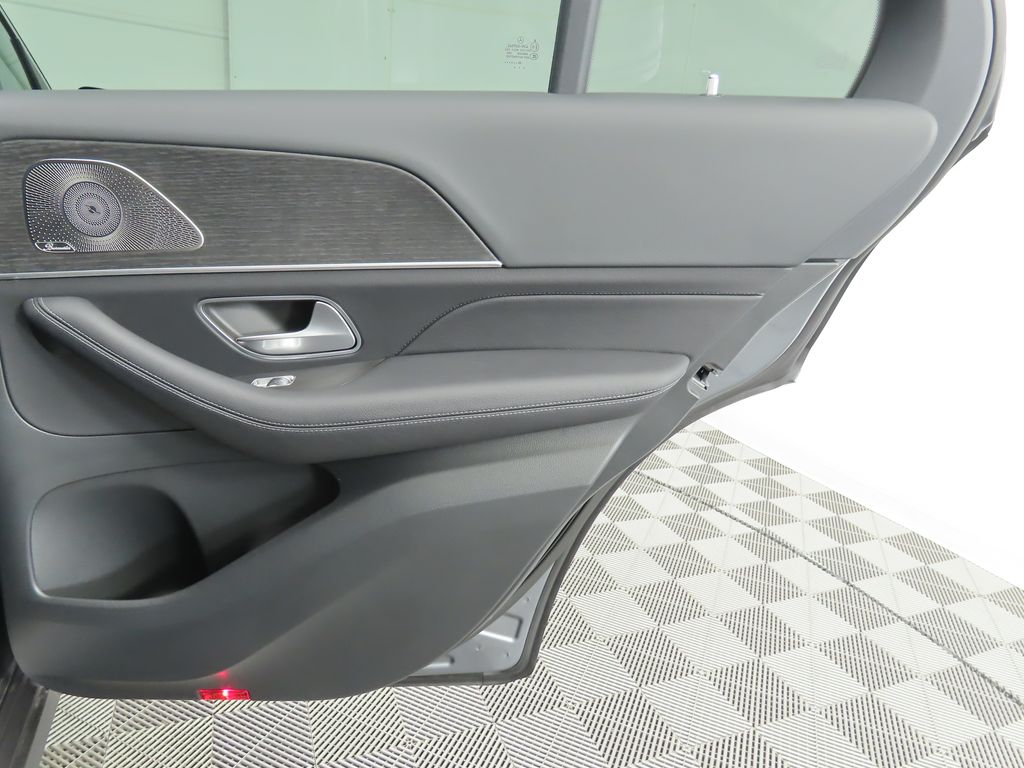 2026 Mercedes Benz GLE 450e 4MATIC photo 26