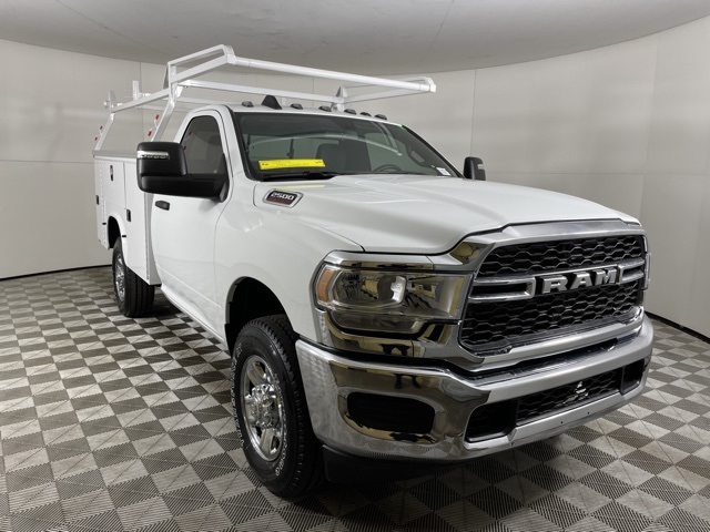 2024 Ram 2500 Tradesman photo 2