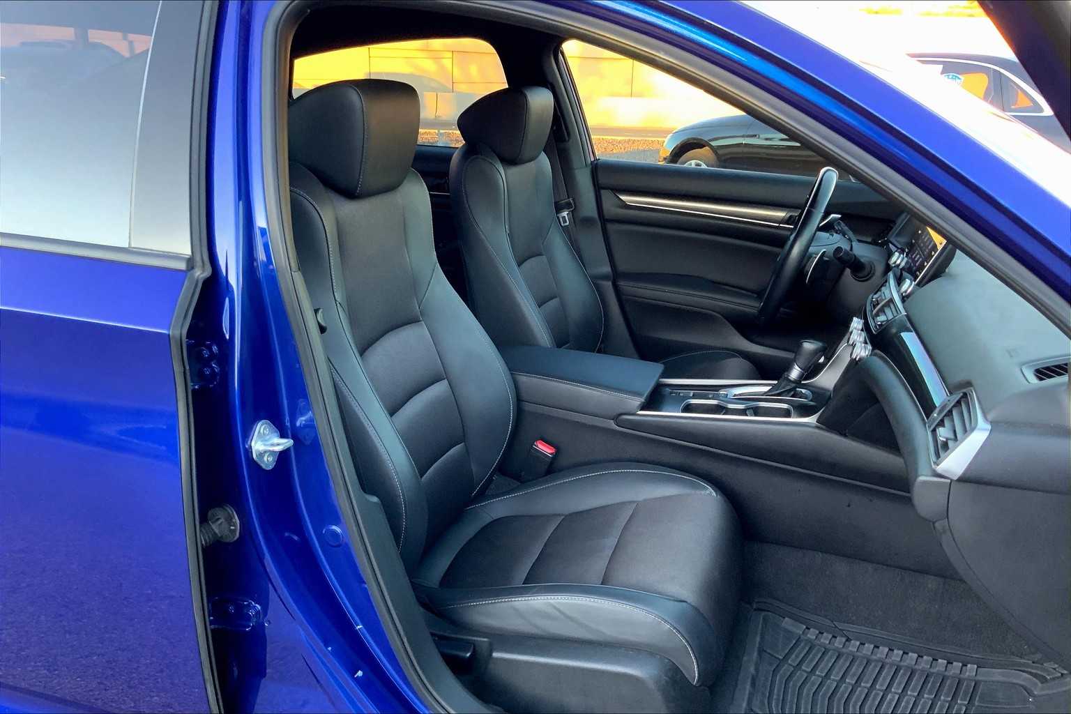 2022 Honda Accord Sport photo 8