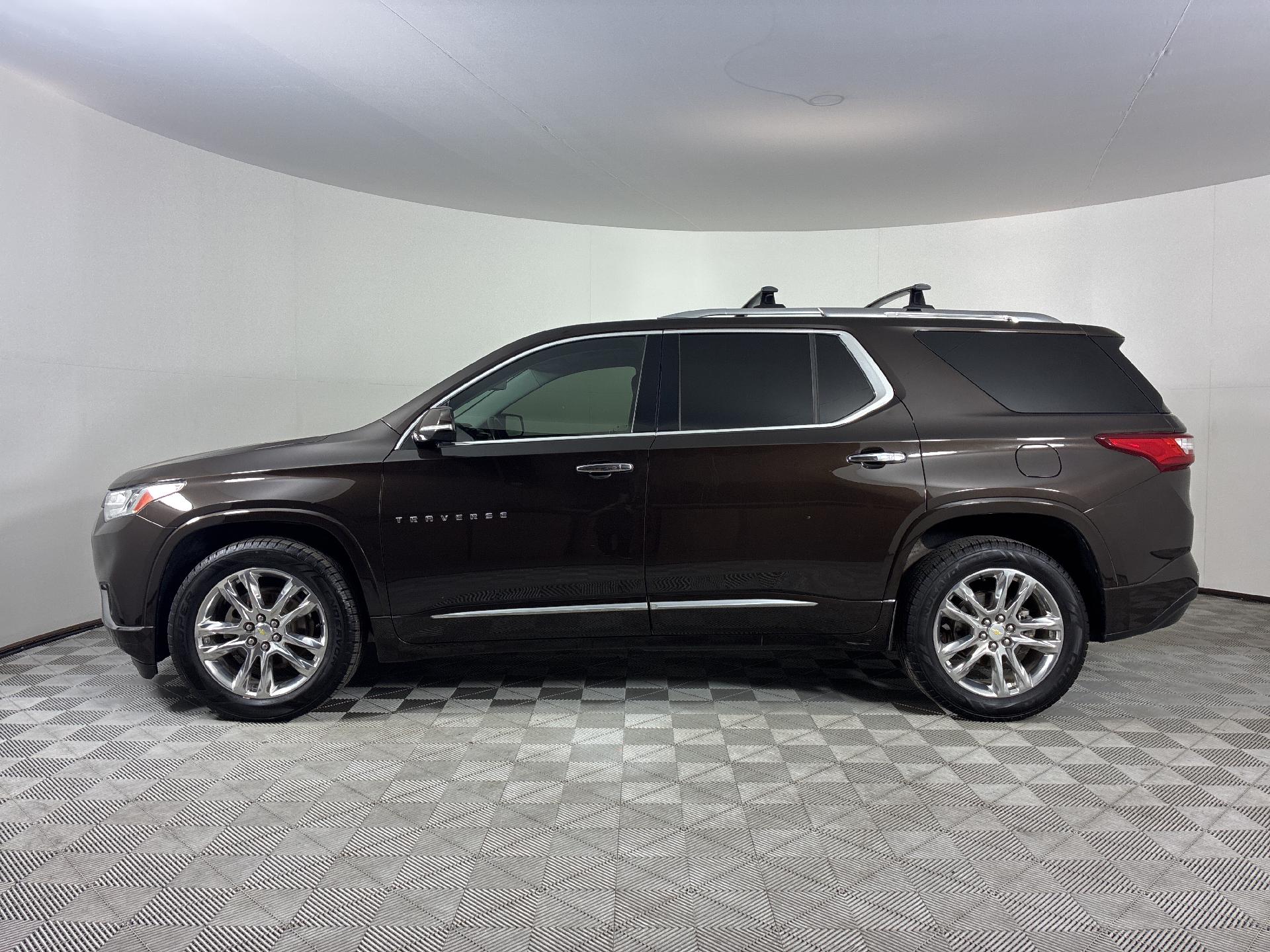 2018 Chevrolet Traverse High Country photo 2
