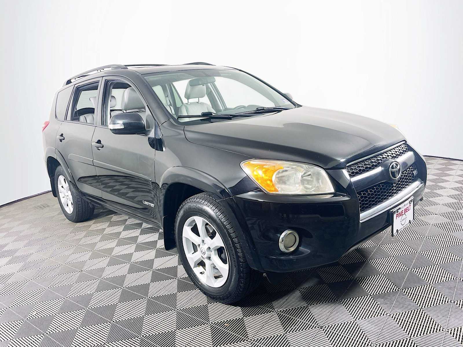 2011 Toyota RAV4 Limited photo 3