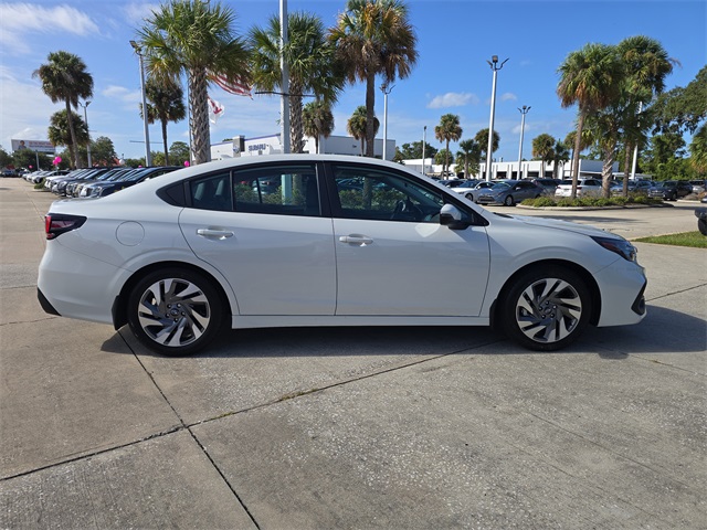 2025 Subaru Legacy Limited photo 3