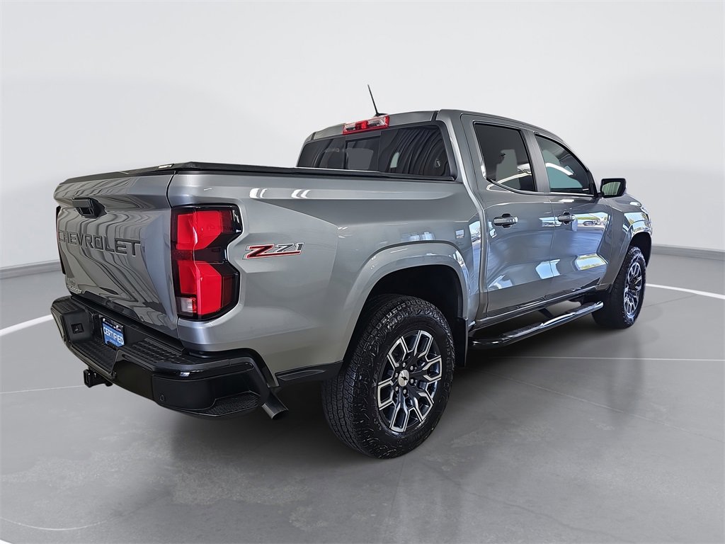 2024 Chevrolet Colorado Z71 photo 3