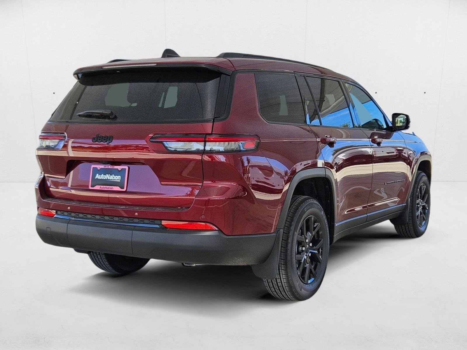 2025 Jeep Grand Cherokee Altitude X photo 2