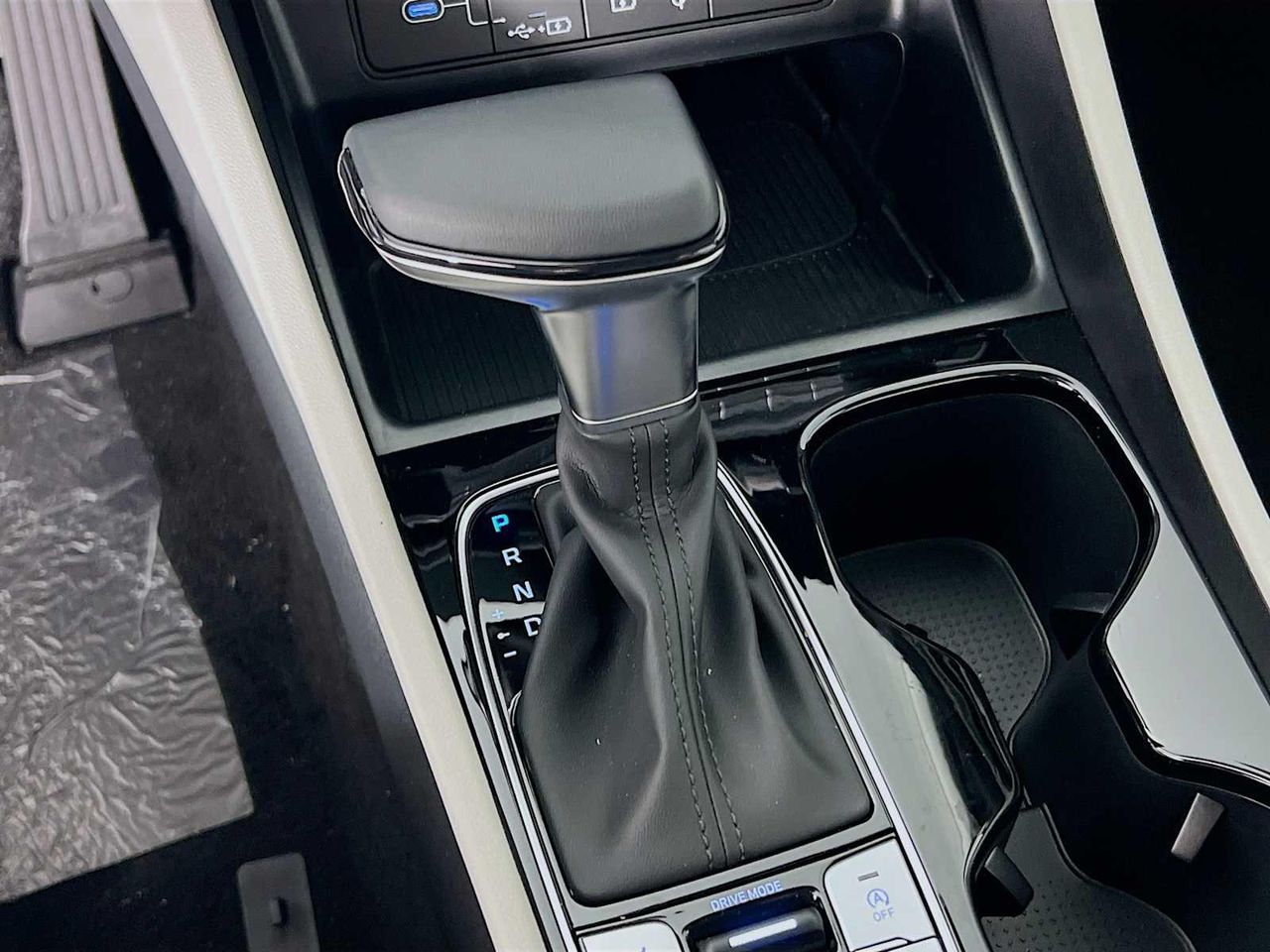 2025 Hyundai Tucson SEL Convenience photo 10