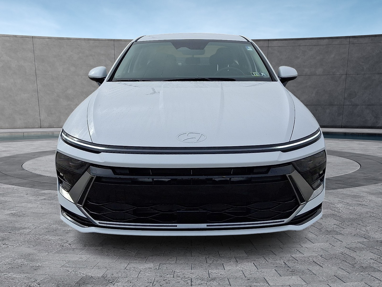 2026 Hyundai Sonata SEL Sport photo 2