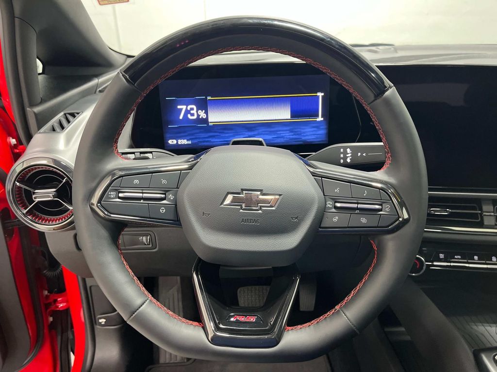 2024 Chevrolet Equinox EV 3LT photo 16