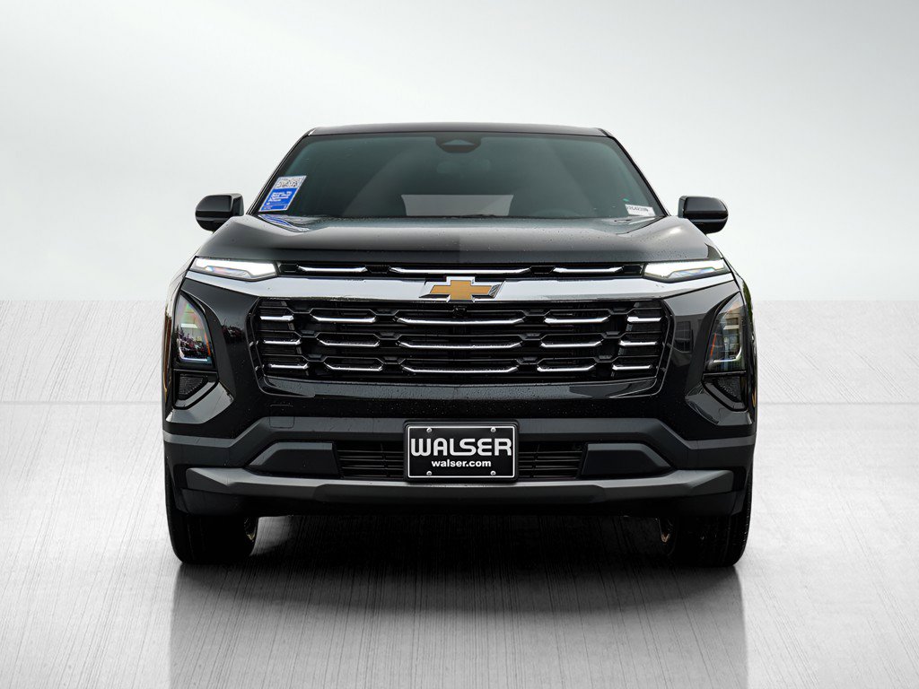 2026 Chevrolet Equinox LT photo 2
