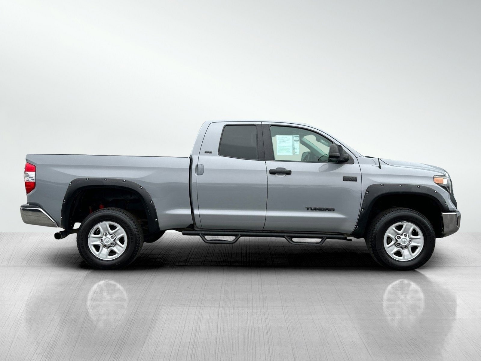 2018 Toyota Tundra SR photo 3