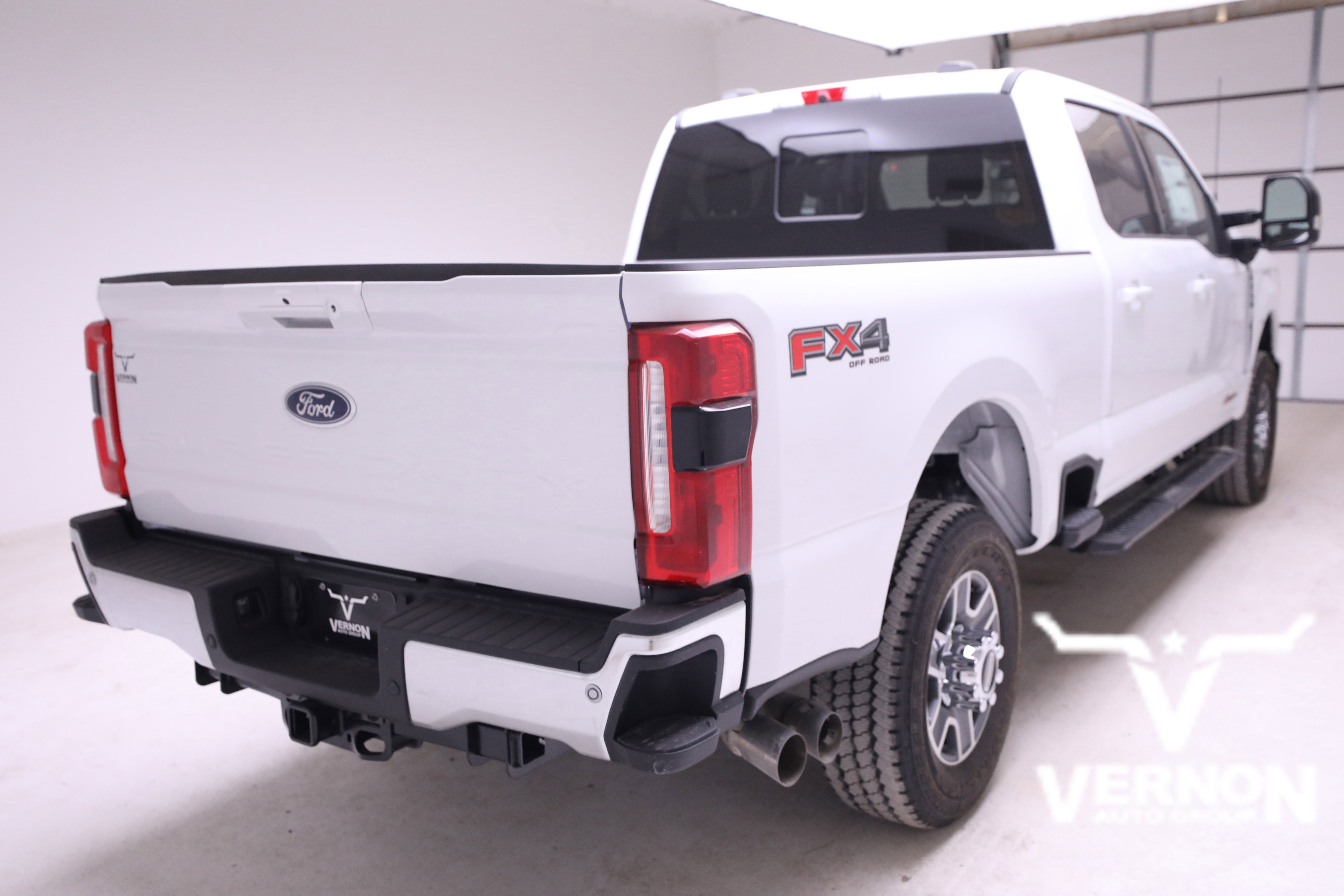 2026 Ford F-250 Lariat FX4 photo 3